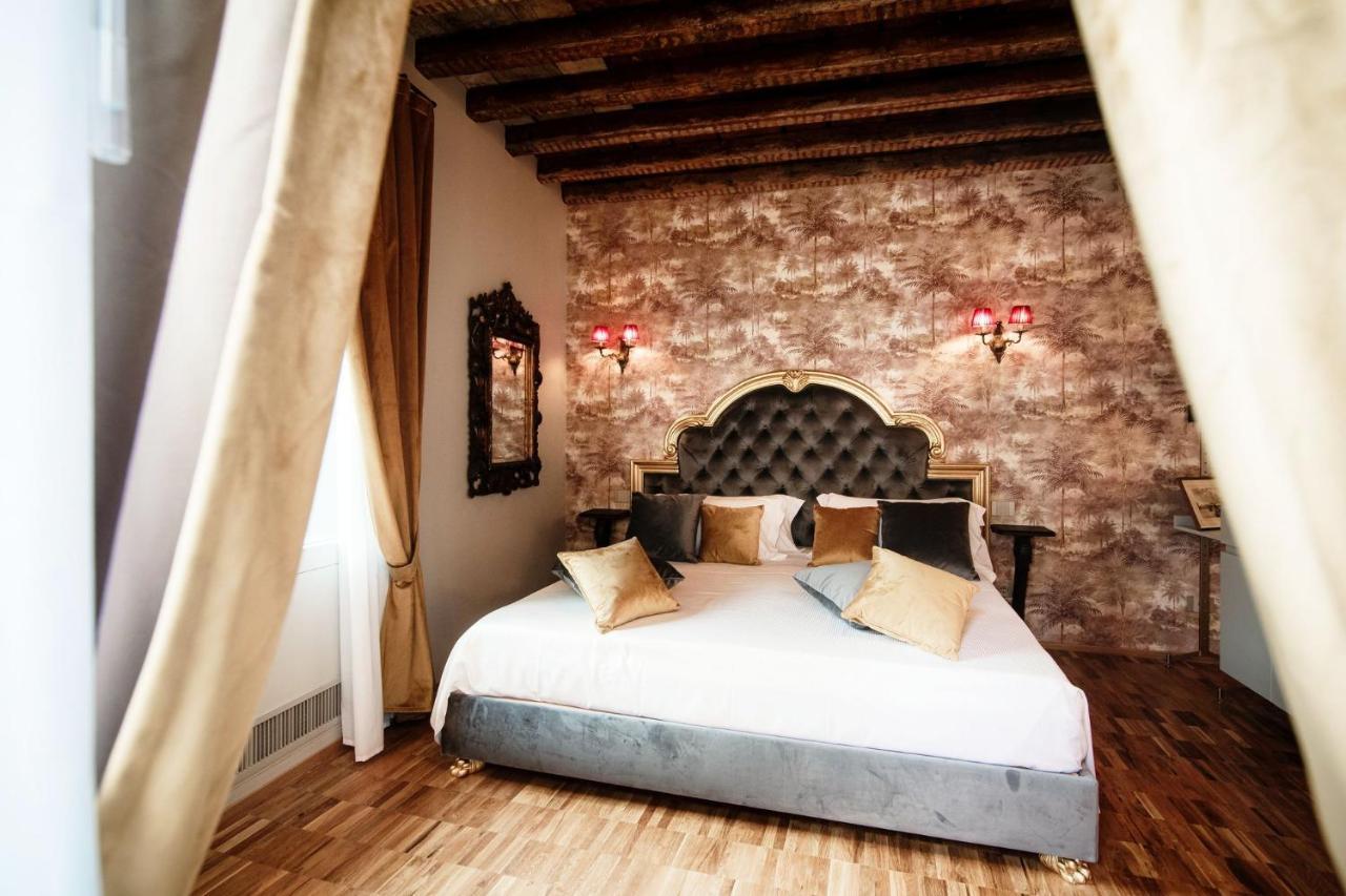 Aurum - Como Luxury Suites Pokój zdjęcie